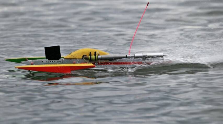 Top 10+1 Best Beginner RC Boats: Easy-to-Use and Fun for All Ages