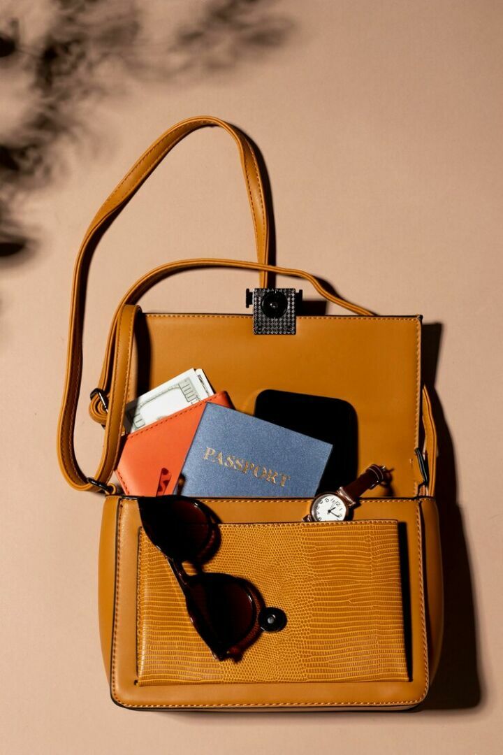 Unlocking the World of Travel Wallets: A Comprehensive Guide to Stylish and Secure Gifts