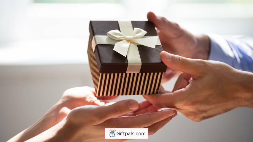 Gift Selection by Interest in Giftpals