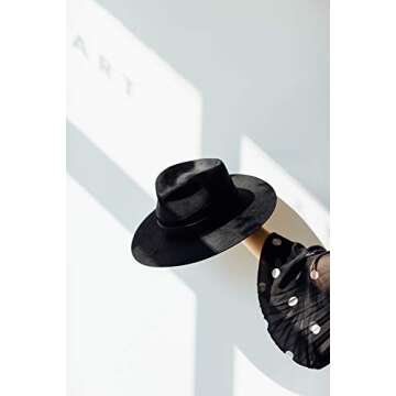 Janessa Leone Austin Hat