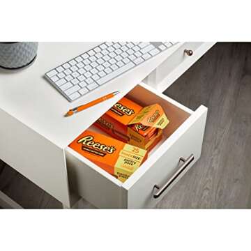 REESE'S Milk Chocolate Snack Size Peanut Butter Cups, Candy Pantry Pack, 13.75 oz (25 Pieces)