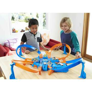 Hot Wheels Crash Track Set