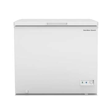 Hamilton Beach HBFRF700-WHITE-COM, Chest Deep Freezer, 7 Cu. Ft. Capacity, Adjustable Thermostat-Removable Vinyl Coated Wire Basket-Easy Defrost Drain, White