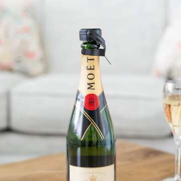 KLOVEO Champagne Stopper Black - Patented Seal - Made in Italy - WAF Plastic Bottle Stopper - Prosecco, Sparkling Wine, Cava