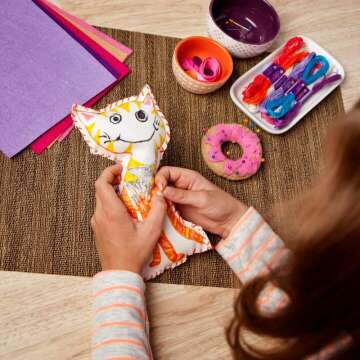 Craft-tastic Sewing Kit