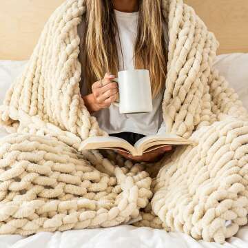 SAMIAH LUXE - Chunky Knit Blanket, King Size - Cozy, Large Knit Throw Blanket, Stylish Knit Weighted Blanket Boho Decor with a Thick Cable Knit Design, Blankets & Throws - Beige, 50x70