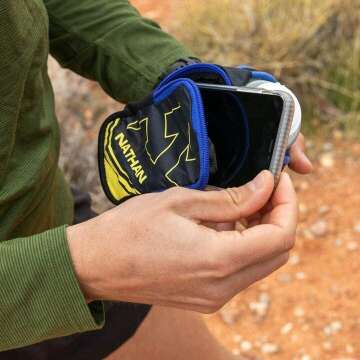 Nathan SpeedDraw Insulated Flask for Runners