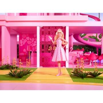 Barbie The Movie Collectible Doll - Margot Robbie in Pink Gingham