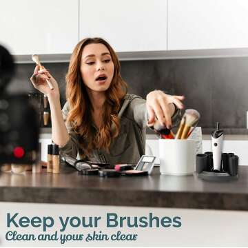 Effortless Makeup Brush Cleaner