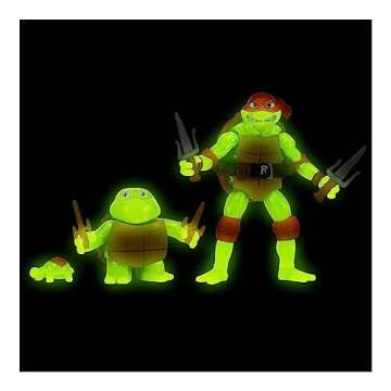 Teenage Mutant Ninja Turtles: Mutant Mayhem Making of a Ninja Raphael Action Figure 3-Pack