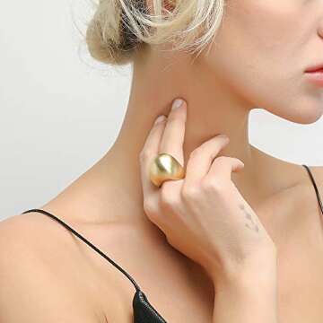 Mytys Statement Dome Ring Chunky Gold Fashion Rings for Women Modern Sculptural Oversized Bold Cocktail Ring Trendy Minimalist Metal Jewelry Gift (Gold, 9)