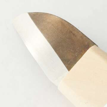 Geely Garlic Cutting Knife - Left-Handed & Compact