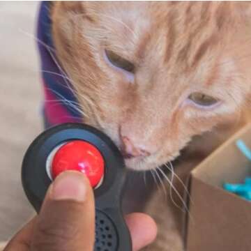 TRAVEL CAT Clicker Training Kit - 3 Pack Cat and Puppy Training Clicker with Button and Wrist Strap for Cats Behavior, Rewards Training - Red, Blue and Black Pet Training Clicker with Loud Click Sound