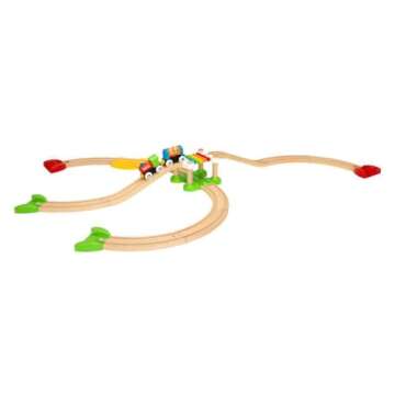 BRIO My First Railway - 33727 Beginner Pack | Engaging Wooden Toy Train Set for Toddlers Age 18 Months and Up | FSC-Certified Materials | Compatible with All My First Railway and BRIO World Toys