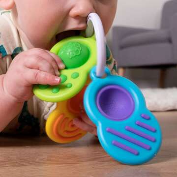 Fat Brain Toys Dimpl Clutch for Babies Ages 0-2