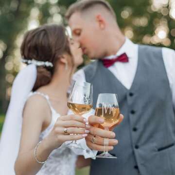 Mr & Mrs Wine Glasses Set for Weddings and Gifts