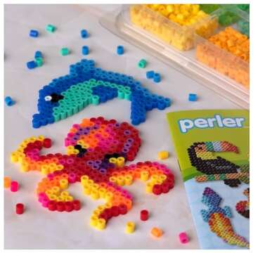 Perler 17605 Assorted Fuse Beads Kit with Storage Tray and Pattern Book for Arts and Crafts, Multicolor, 4001pcs