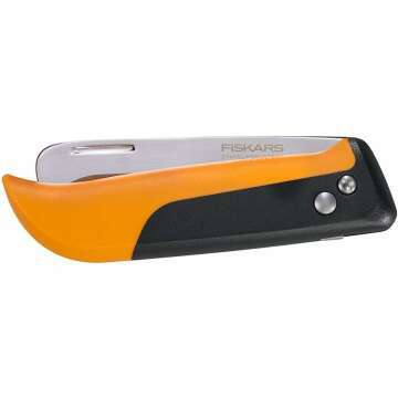 Fiskars Foldable Knife - Ergonomic Gardening Tool