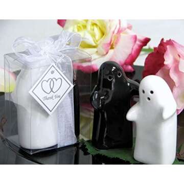 Hugging Salt and Pepper Shakers Set - Cute & Modern