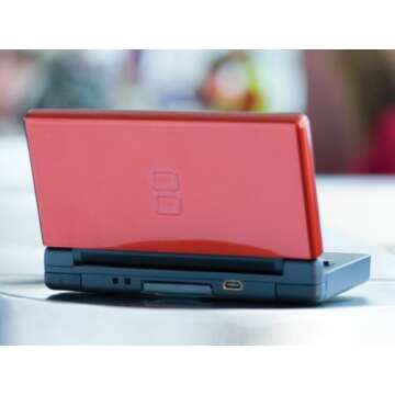 Nintendo DS Lite Crimson / Black (Renewed)