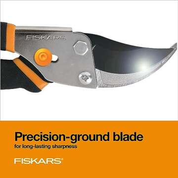 Fiskars Bypass Pruning Shears, 5/8-Inch Cut Capacity Garden Clippers, Gardening Scissors with Sharp, Rust Resistant Steel Blade