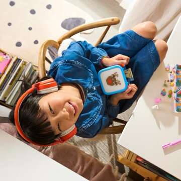 Yoto Player Kids Bluetooth Speaker - Plays Stories, Music, Podcasts, White Noise, Thermometer, Nightlight, Alarm Clock