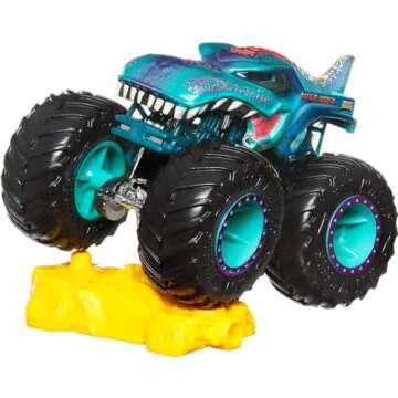 Hot Wheels Monster Trucks Set, 1 Toy Truck in 1:64 Scale & 1 Crushable Car, Vehicle Play for Kids & Collectors (Styles May Vary)