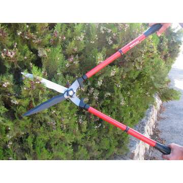 TABOR TOOLS B212A Telescopic Hedge Shears with Wavy Blade and Extendable Steel Handles. Extendable Manual Hedge Clippers for Trimming Borders, Boxwood, and Tall Bushes.