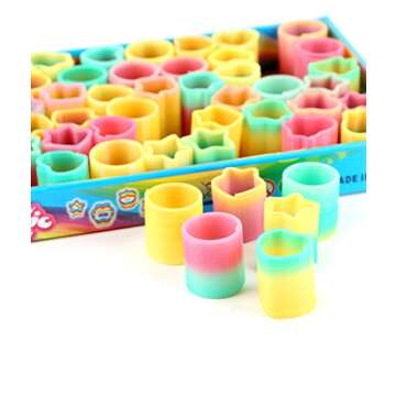 Fun Central - 50 Pack - Mini Rainbow Magic Springs in Assorted Colors| in Bulk | for Birthdays Party Favor, Classroom Prizes, Goodie Bag Filler Easter Egg Filler