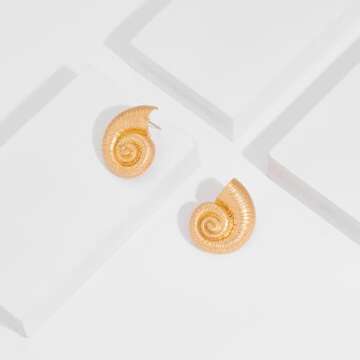 LILIE&WHITE Worn Gold Conch Shell Earrings Seashell Stud Earrings For Women Seashore Earrings Nautical Jewelry For Women Sea Life Jewelry Gold Earrings Beach Earrings Summer Jewelry