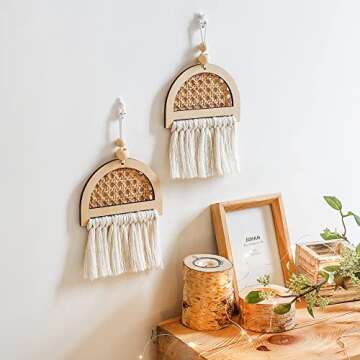 1Pcs Macrame Wall Hanging Woven Bamboo Mini Macrame Wall Decor, Bohemian Wooden Woven Tassels, Boho Macrame Wall Hanging for Apartment Bedroom Living Room Dorm Nursery Room- Christmas Holiday 7.9" H