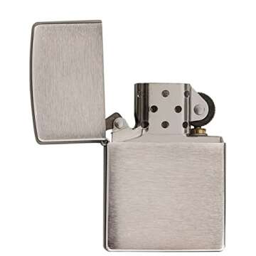 Zippo 200 Classic Brushed Chrome Pocket Lighter