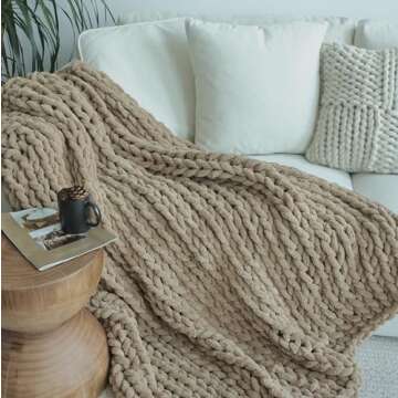 Maetoow Chenille Chunky Knit Blanket Throw （60×80 Inch）, Handmade Warm & Cozy Blanket Couch, Bed, Home Decor, Soft Breathable Fleece Banket, Christmas Thick and Giant Yarn Throws, Khaki