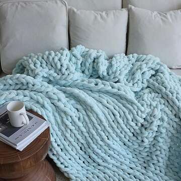 Maetoow Chenille Chunky Knit Blanket Throw （30×40 Inch）, Handmade Warm & Cozy Blanket Couch, Bed, Home Decor, Soft Breathable Fleece Banket, Christmas Thick and Giant Yarn Throws, Baby Blue