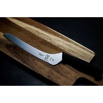 Mercer Culinary M23890 Millennia Black Handle, 9-Inch Offset Wavy Edge, Bread Knife