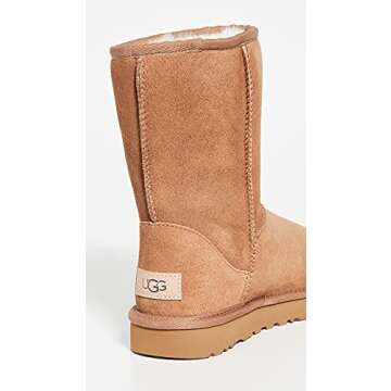 UGG Women's Classic Short Ii Boot, Chestnut, 07