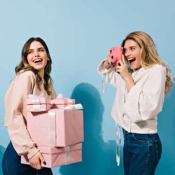 Surprise Him Right: Trending Gift Ideas for Your Female Friends