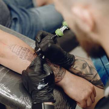 Tattoo Your Gratitude: Top Gift Ideas for the Talented Tattoo Artists You Know