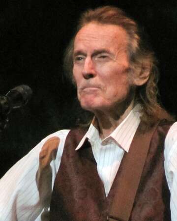 Gordon Lightfoot Honored with Jubilee Medal