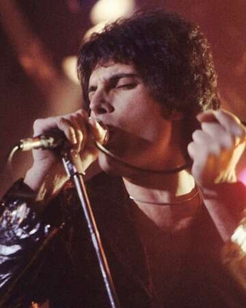 The Untimely Death of Freddie Mercury: A Musical Legend