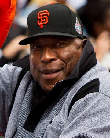 Willie McCovey Hits 500 Home Runs: A Baseball Milestone