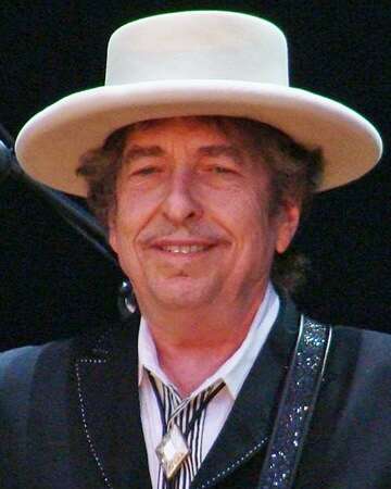 Bob Dylan's Health Scare in 1997: Hospitalization for Histoplasmosis