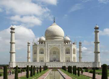 The Creation of the Taj Mahal: A Love Story Cemented in Stone