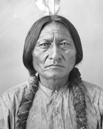 Sitting Bull Heads for Canada: A 1877 Escape from U.S. Military