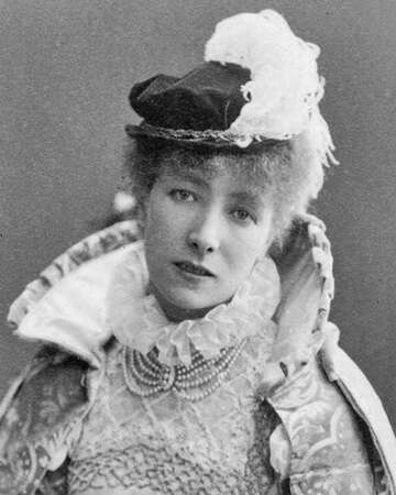 Sarah Bernhardt's Dazzling US Debut