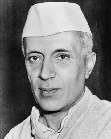 Jawaharlal Nehru’s Groundbreaking Visit to the USSR in 1955