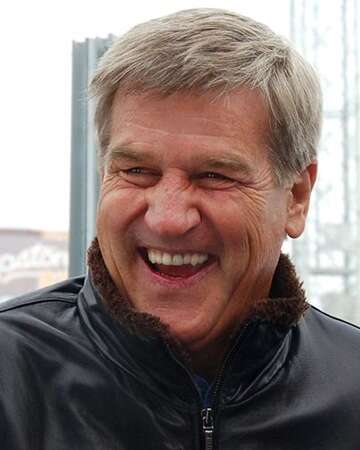 Celebrating Bobby Orr: A Hockey Legend's Birthday