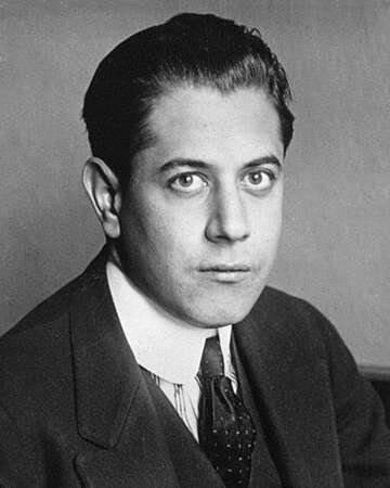 Capablanca Becomes World Chess Champion in 1921