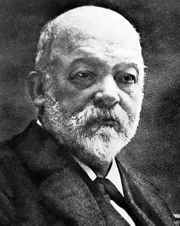 Celebrating the Birth of Gottlieb Daimler: The Father of the Motorcycle