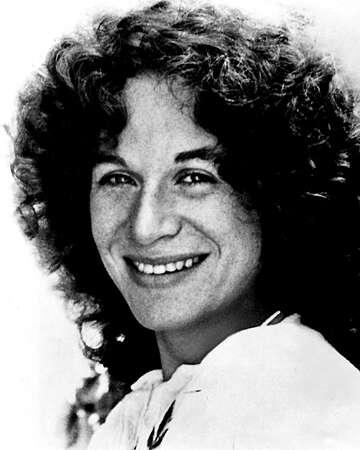 Carole King's 'Tapestry' Tops the Charts in 1971